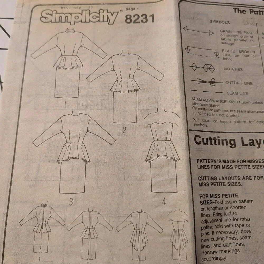 simplicity 8231 sewing pattern Dress 6-8-10